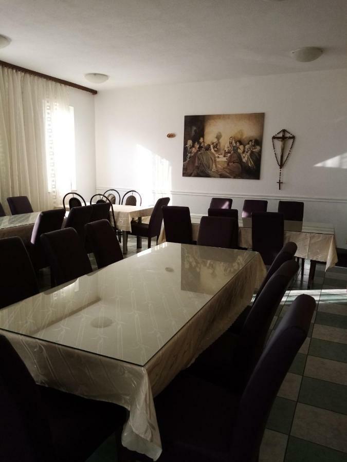 Hotel Pansion Viola à Međugorje Extérieur photo